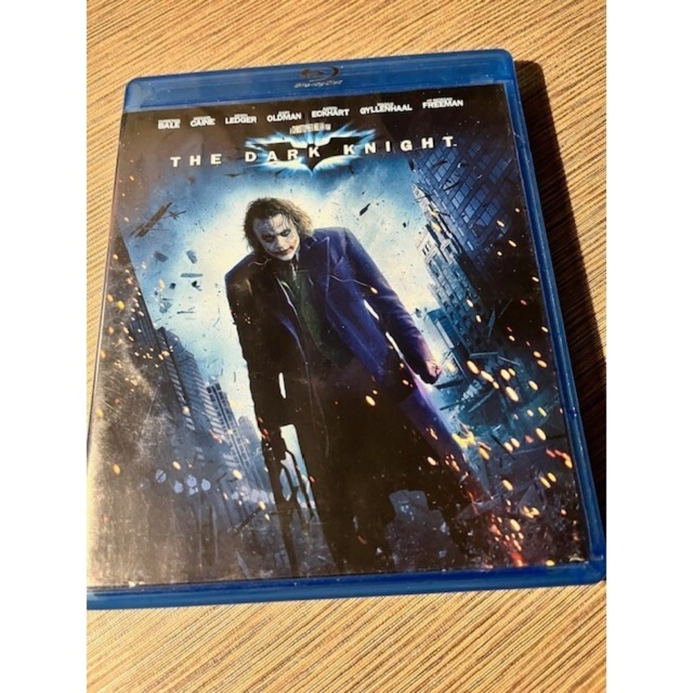 The Dark‎ Knight Blu-Ray